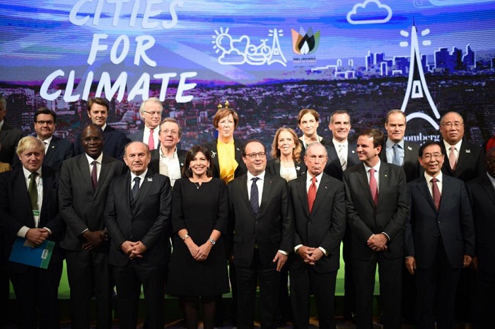  Climate talks shift from binding targets to `name and shame`